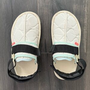 Reebok Beatnik Mules in Chalk White